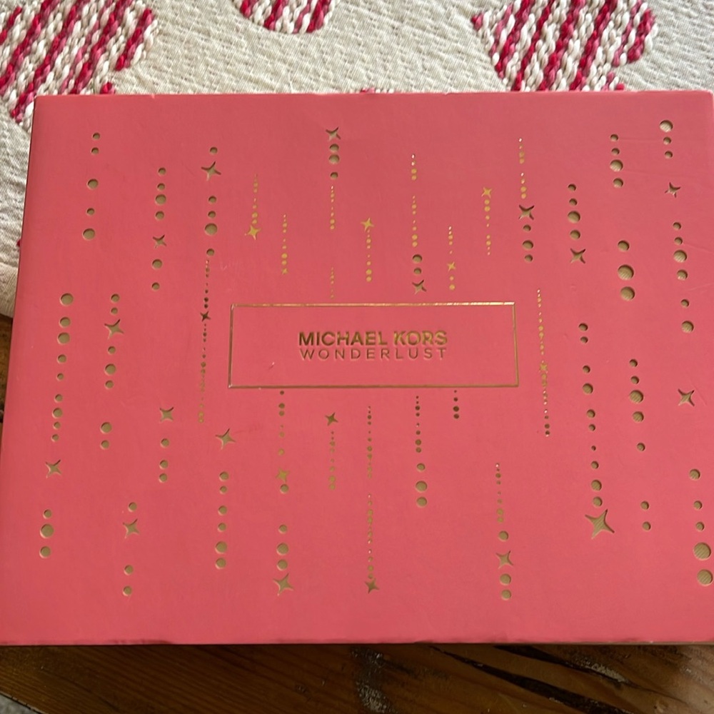 Michael Kors Wonderlust gift set